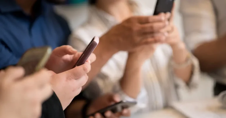 UAE Cabinet building representing the new social media minimum age resolution